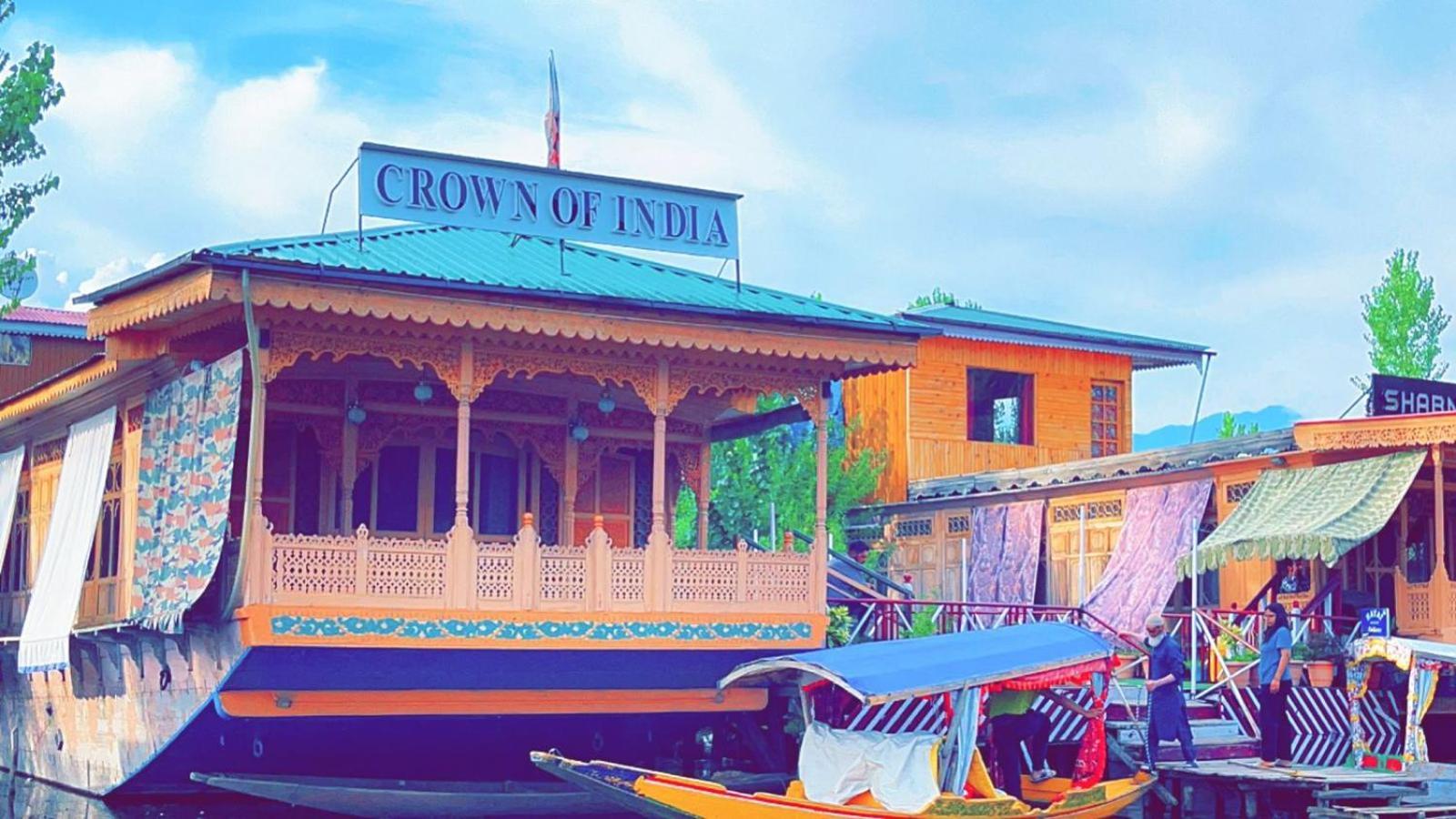 Crown Of India Group Of Houseboats Hotel Srīnagar Eksteriør billede